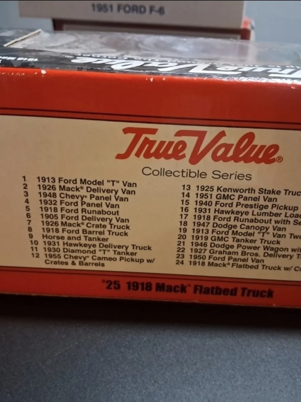 Ertl True Value 1918 Mack Flatbed Truck 1:33 Diecast Red White Adult Collectible